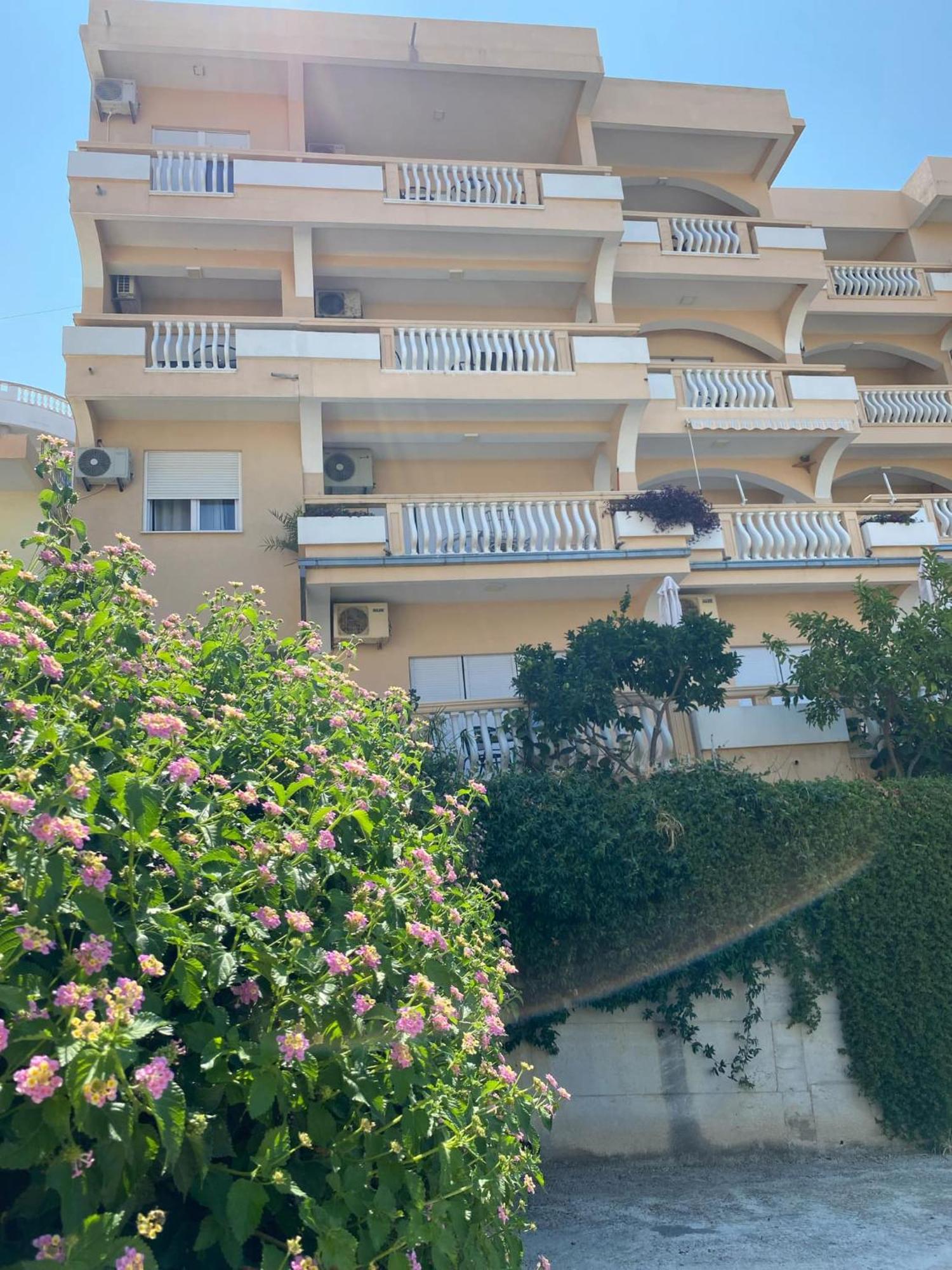 Dragovoja Lux Apartments & Rooms Ulcinj Exteriör bild